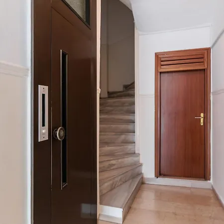 F & B Collection - 2 Bedroom Flat