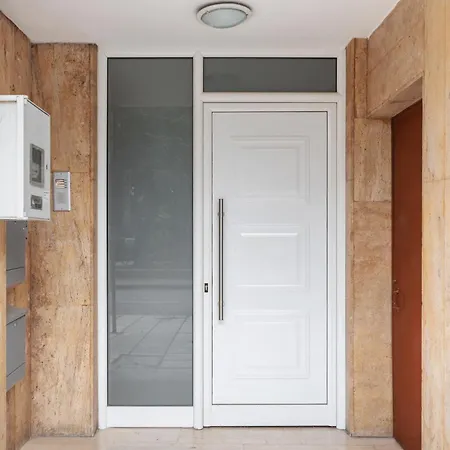 F & B Collection - 2 Bedroom Flat Thessaloniki